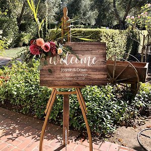 Rustic Welcome Sign Wedding Decor