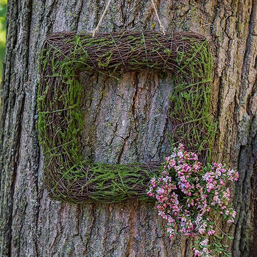 Wedding Reception Decor Moss And Wicker Frames